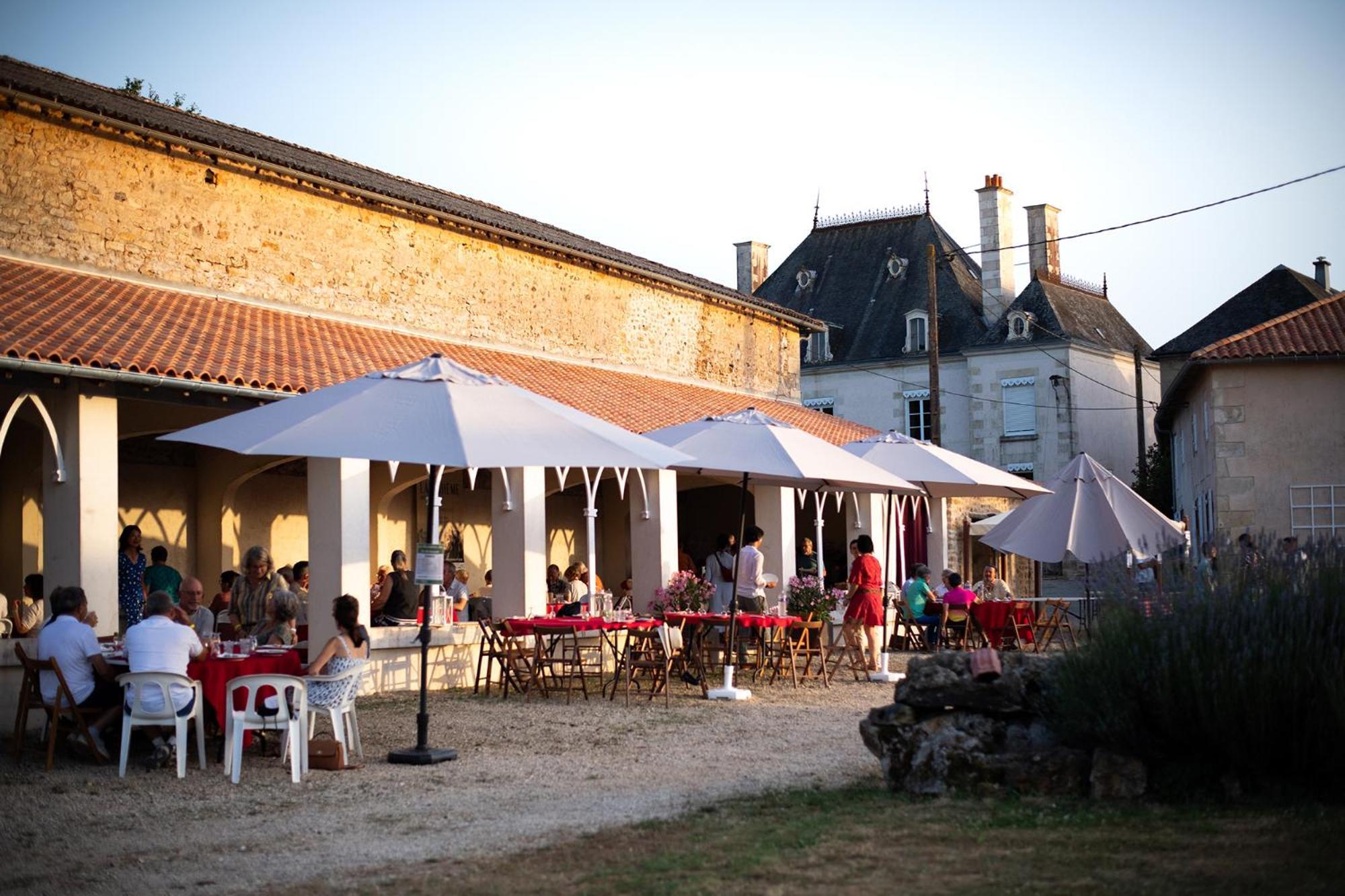 Domaine De La Briouse Sanxay Exterior foto